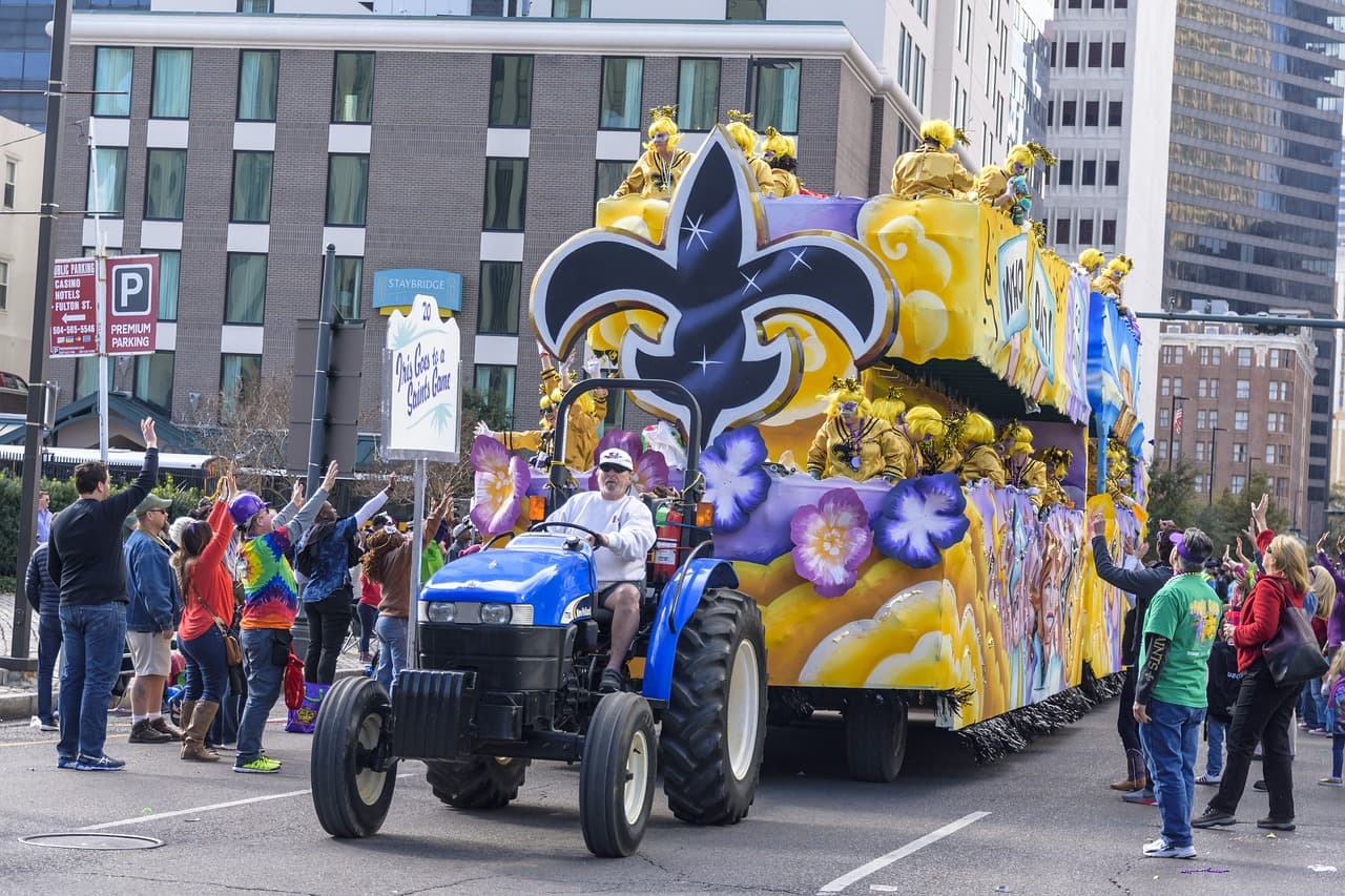 new orleans-mardi-gras-traditions-2021 blog image