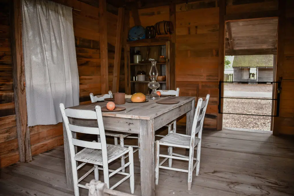 Oak Alley Plantation Tour: Slavery Exhibit